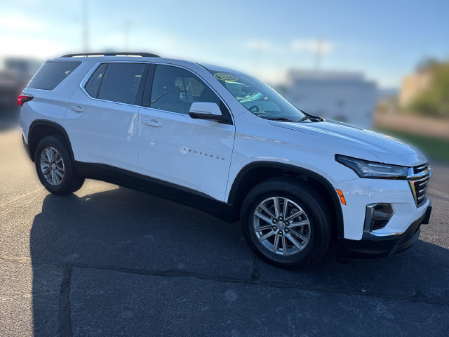 Used 2023 Chevrolet Traverse LT w/ Rear Camera Mirror Package AWD/4WD image 7