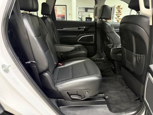 Used 2021 Kia Telluride S AWD/4WD image 17
