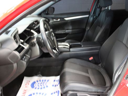 Used 2021 Honda Civic Sport image 9
