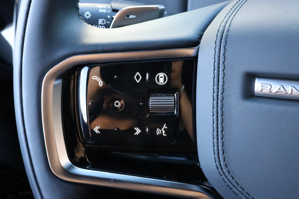 New 2027 Land Rover Range Rover Sport SE AWD/4WD image 19