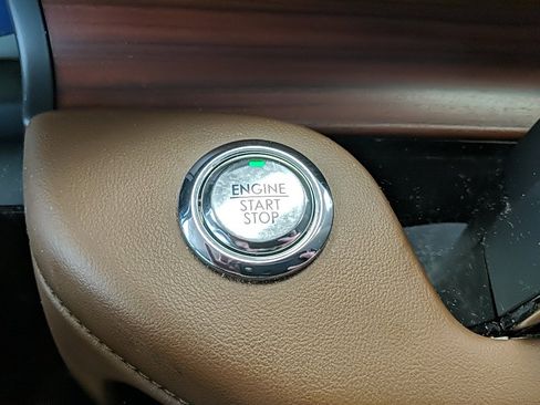 Used 2022 Lincoln Aviator Grand Touring image 22