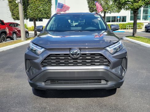 Used 2025 Toyota RAV4 XLE image 4