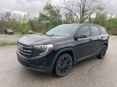 Used 2020 GMC Terrain SLT w/ Preferred Package AWD/4WD image 4
