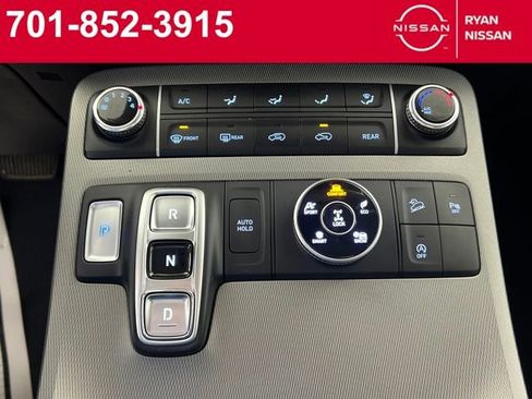 Used 2022 Hyundai Palisade SE image 19