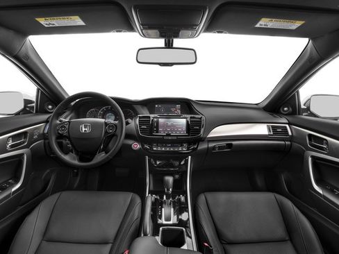 Used 2017 Honda Accord EX-L image 11