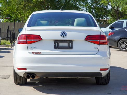 Used 2015 Volkswagen Jetta SE image 5