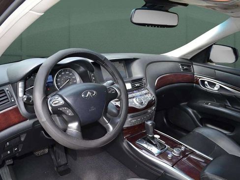 Used 2015 INFINITI Q70 3.7 image 16