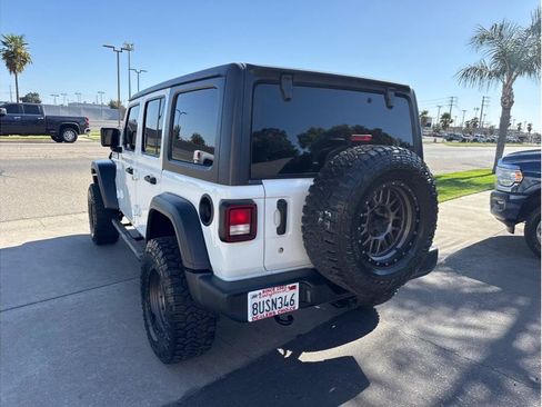 Used 2019 Jeep Wrangler Unlimited Sport S AWD/4WD image 7