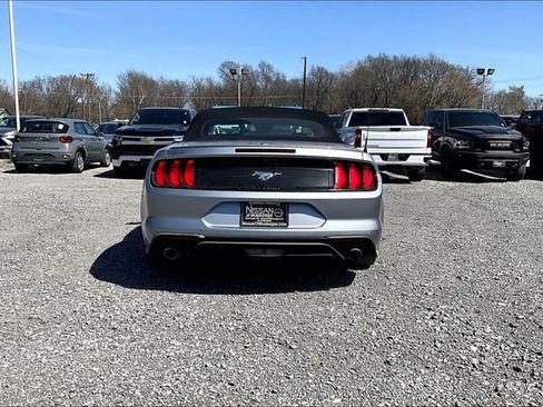 Used 2022 Ford Mustang Premium w/ Equipment Group 201A image 7