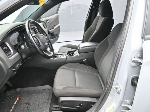 Used 2020 Dodge Charger SXT w/ Blacktop Package RWD image 12