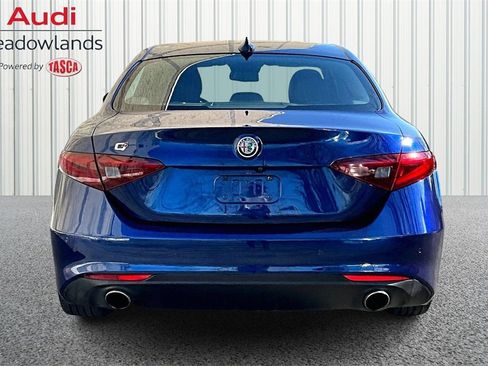 Used 2018 Alfa Romeo Giulia Ti image 5