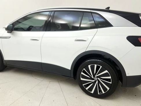 Used 2023 Volkswagen ID.4 Pro S Plus AWD/4WD image 24