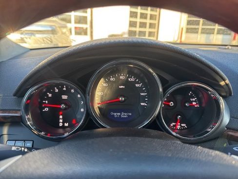 Used 2011 Cadillac CTS Luxury image 21