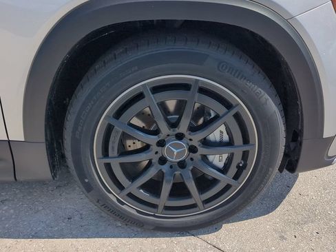 Certified 2024 Mercedes-Benz GLB 35 AMG 4MATIC image 24