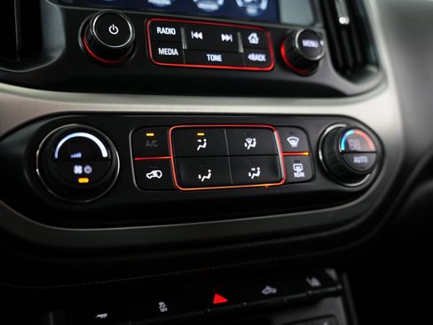 Used 2016 GMC Canyon SLT w/ Driver Alert Package image 25