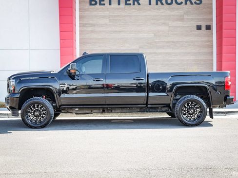 Used 2019 GMC Sierra 3500 Denali w/ Duramax Plus Package AWD/4WD image 7
