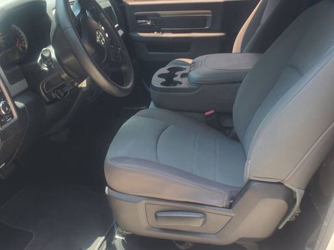 Used 2013 RAM 1500 Express RWD image 19