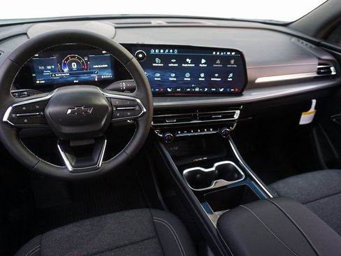 New 2026 Chevrolet Traverse LT w/ Midnight/Sport Edition image 14