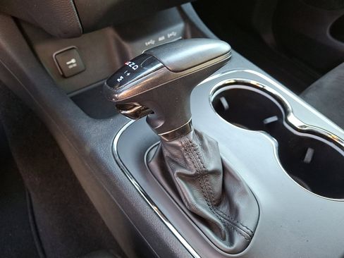 Used 2020 Dodge Durango GT image 17