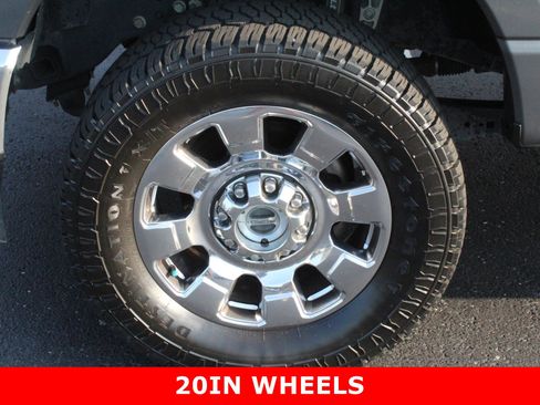 Used 2023 Ford F250 Lariat w/ Lariat Ultimate Package AWD/4WD image 12