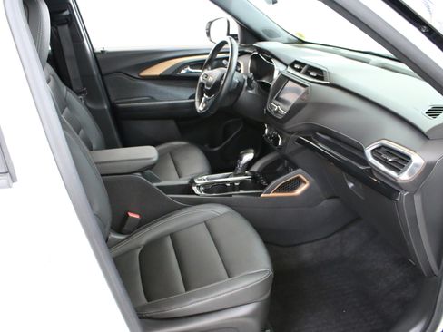 Certified 2023 Chevrolet TrailBlazer ACTIV FWD image 33