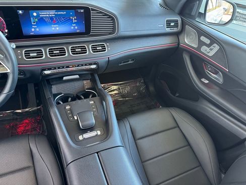 Certified 2024 Mercedes-Benz GLS 450 4MATIC image 18