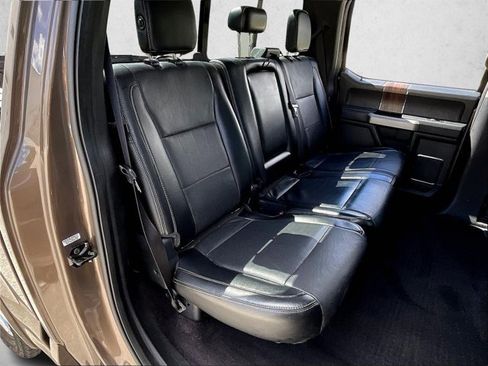 Used 2015 Ford F150 Lariat RWD image 24