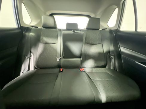 Used 2021 Toyota RAV4 XLE image 33