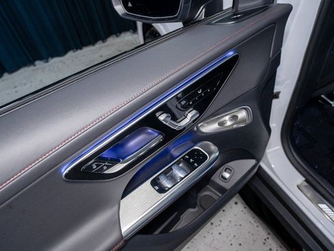 New 2026 Mercedes-Benz GLC 43 AMG 4MATIC image 11