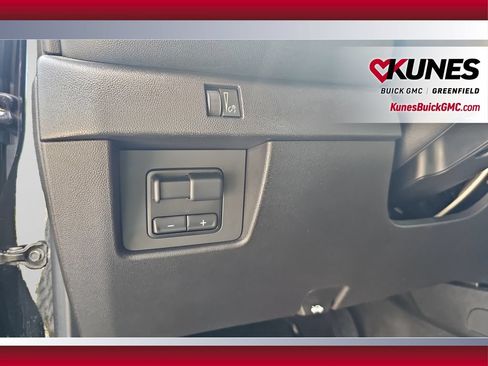 Used 2024 Chevrolet Colorado Trail Boss w/ Advanced Trailering Package AWD/4WD image 22