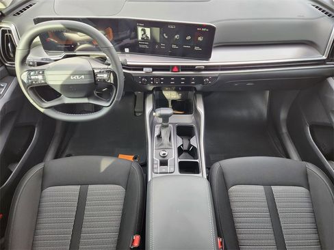New 2026 Kia Sorento LX image 17