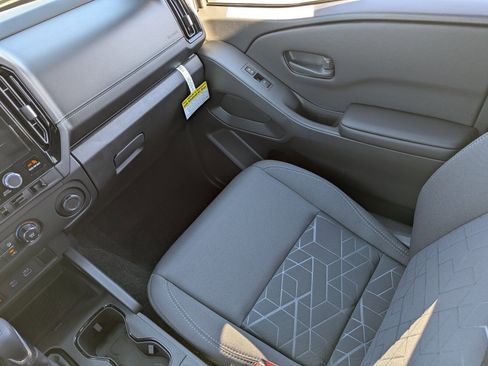 New 2026 Nissan Frontier SV w/ Tow Package image 22