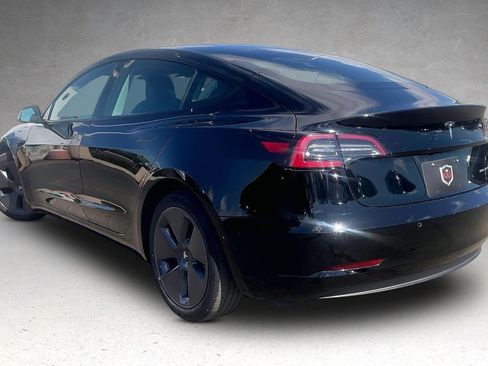 Used 2022 Tesla Model 3 Long Range AWD/4WD image 3
