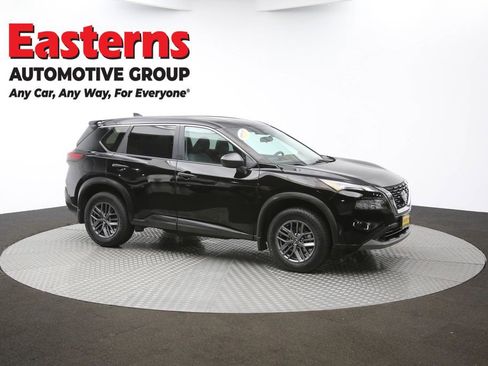 Used 2022 Nissan Rogue S image 44