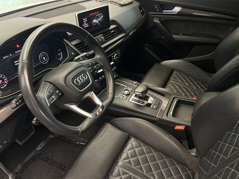 Used 2018 Audi SQ5 Premium Plus w/ Navigation Package image 10