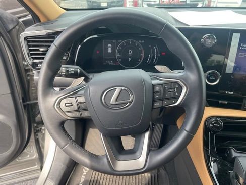 Used 2025 Lexus NX 350 AWD w/ Cold Area Package image 10