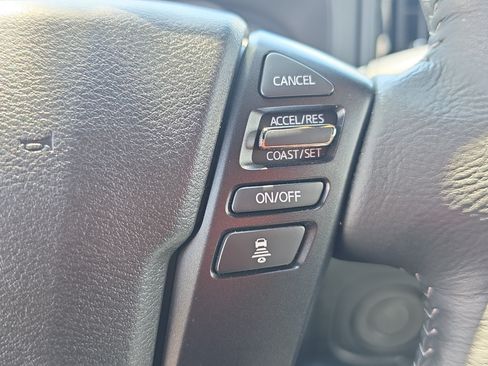 Used 2026 Nissan Frontier SV w/ All-Weather Content Package RWD image 14