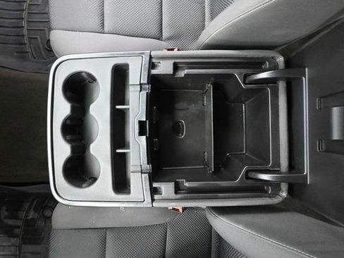 Used 2015 Chevrolet Silverado 2500 LT w/ LT Convenience Package image 32