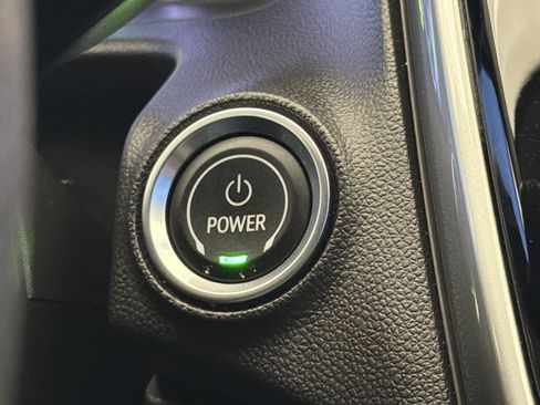 Used 2023 Chevrolet Bolt EUV LT w/ Driver Confidence Package image 21