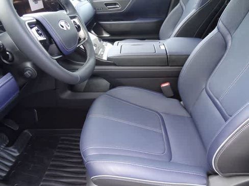 New 2026 INFINITI QX80 4WD image 6