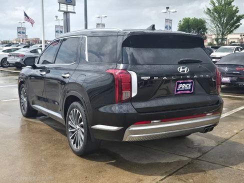 Used 2023 Hyundai Palisade Calligraphy image 7