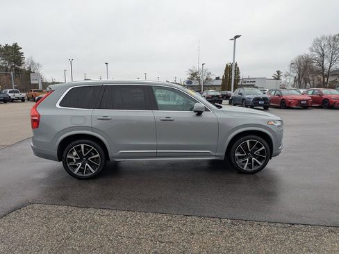 Used 2024 Volvo XC90 B6 Plus image 7