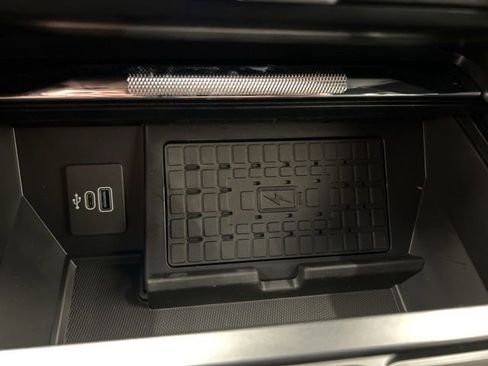 New 2025 Ford F150 Lariat w/ Equipment Group 502A High image 32