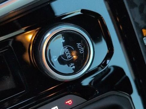 New 2026 Chevrolet Colorado Z71 w/ Technology Package image 28