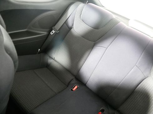 Used 2010 Hyundai Genesis 2.0T image 12