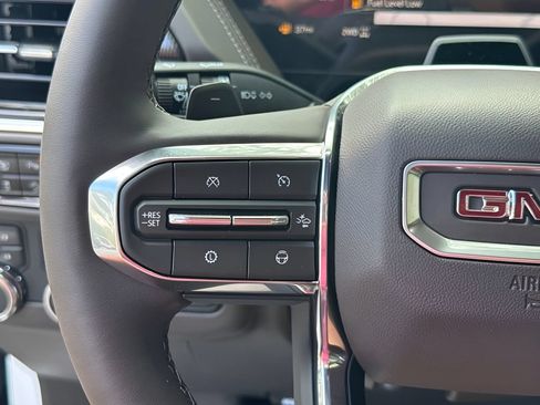 New 2026 GMC Yukon XL Elevation w/ Elevation Premium Package AWD/4WD image 13