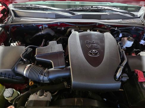Used 2021 Toyota Tacoma SR5 AWD/4WD image 38