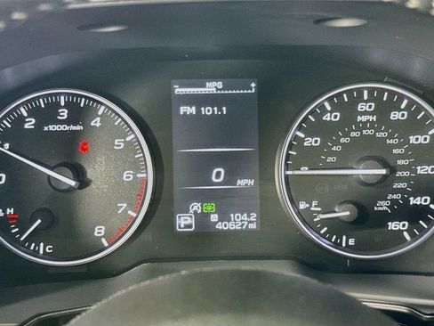 Used 2023 Subaru Outback Limited AWD/4WD image 12