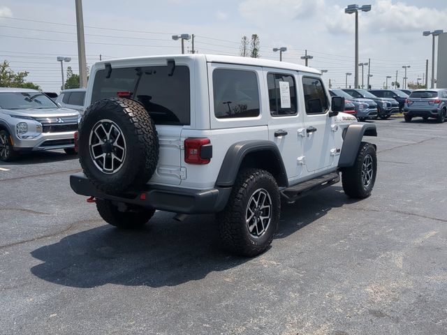 Used 2024 Jeep Wrangler Unlimited Rubicon AWD/4WD image 6