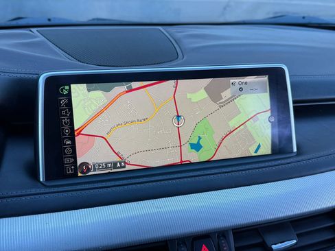 Used 2016 BMW X5 M image 24